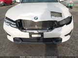 BMW 330I 3MW5R7J05N8C64988 снимка