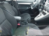 Toyota Matrix S 2T1KU4EE1EC136157 fotografie
