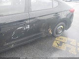 Hyundai Elantra Se 5NPD74LF5HH150639 photo