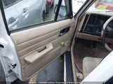 Jeep Cherokee 1J4FJ28S5ML560068 снимка