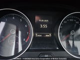 Volkswagen Golf 3VWB17AU1JM256448 снимка
