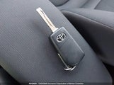 Toyota Corolla Le/Xle 5YFBPMBE2NP304870 снимка