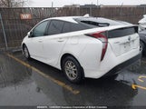 Toyota Prius JTDKARFU6G3013879 снимка