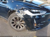 Tesla Model X Awd/Standard Range 5YJXCAE25JF088973 fotografie