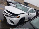 Toyota Camry Hybrid/Le/Xle/Se 4T1B21HK8JU006195 fotografie