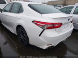 Toyota Camry Hybrid/Le/Xle/Se 4T1B21HK8JU006195 fotografie