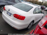 Volkswagen Jetta 2.0L Trendline/2.0L Trendline+ 3VW2K7AJ4CM330242 fotografie