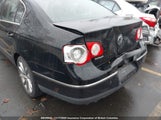 Volkswagen Passat WVWEK73C99E128736 снимка