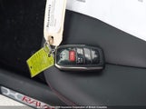 Toyota Rav4 JTMGB3FV1RD215034 снимка