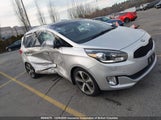Kia Rondo KNAHU8A35E7022358 photo