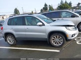 Volkswagen Tiguan S/Se/Sel/R-Line WVGJV3AX5EW510122 photo