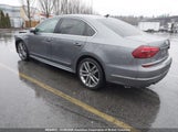 Volkswagen Passat 1VWEA7A32JC030490 снимка