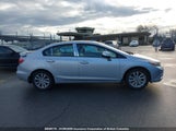 Honda Civic 2HGFB2F58CH010280 снимка