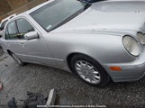 Mercedes-Benz E 430 WDBJF70J11B208235 снимка