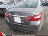 Nissan Altima 2.5/S/Sv/Sl/Sr 1N4AL3AP8JC236040 fotografie