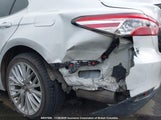 Toyota Camry Hybrid/Le/Xle/Se 4T1B21HK9JU007629 снимка