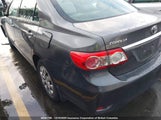 Toyota Corolla S/Le 2T1BU4EE6BC582476 fotografie