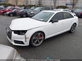 Audi A4 WAUENAF44JN010829 photo