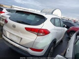 Hyundai Tucson Limited/Sport And Eco/Se KM8J33A46JU791929 fotografie