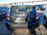 Toyota Prius JTDKDTB34F1112230 снимка
