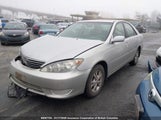 Toyota Camry 4T1BE32K05U582865 снимка
