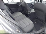 Volkswagen Golf WVWDM7AJ4BW068243 снимка