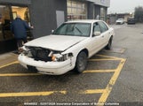 Ford Crown Victoria 2FAFP73W1YX189422 снимка