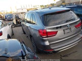 BMW X5 5UXKR0C50G0P19585 fotografie