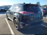 Toyota Rav4 2T3BFREV2JW825146 fotografie
