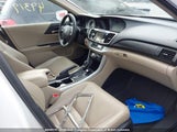 Honda Accord Touring 1HGCR2F91DA810999 снимка