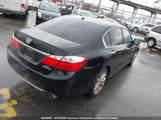 Honda Accord Touring 1HGCR3F97FA801622 снимка
