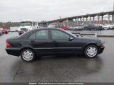 Mercedes-Benz C 240 WDBRF81J63F394423 снимка