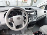 Toyota Sienna 5TDZK3DC9BS060480 снимка