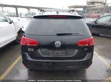 Volkswagen Golf 3VWA17AU7GM521927 снимка