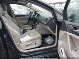 Volkswagen Golf 3VWA17AU7GM521927 снимка