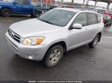 Toyota Rav4 JTMBD31V875122563 снимка