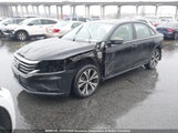 Volkswagen Passat 2.0T Limited Edition 1VWBA7A38NC009359 fotografie