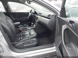 Volkswagen Passat 3.6L 4Motion Luxury WVWFU93C76P154584 снимка