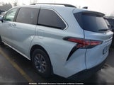 Toyota Sienna Le/Xle/Xse/Limited/Platinum 5TDGRKEC5NS108766 fotografie