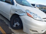 Toyota Sienna Le 5TDZA23C96S452315 снимка