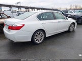 Honda Accord Touring 1HGCR2F9XEA806239 снимка