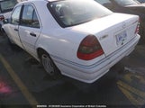 Mercedes-Benz C 230 Classic WDBHA24G8XF876288 снимка