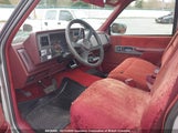 GMC Sierra C2500 1GTGC24K4PE543667 снимка