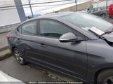 Hyundai Elantra Sel/Value/Limited KMHD84LF0JU647568 снимка
