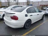 BMW 323I WBAPG7G54BNN17938 снимка