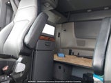 International Lt 3HSDZAPR9NN605402 снимка