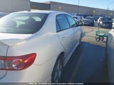 Toyota Corolla S/Le 2T1BU4EE1CC763941 снимка