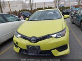 Toyota Corolla Im JTNKARJE1JJ573095 снимка