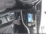 Toyota Corolla Im JTNKARJE1JJ573095 снимка