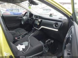 Toyota Corolla Im JTNKARJE1JJ573095 снимка